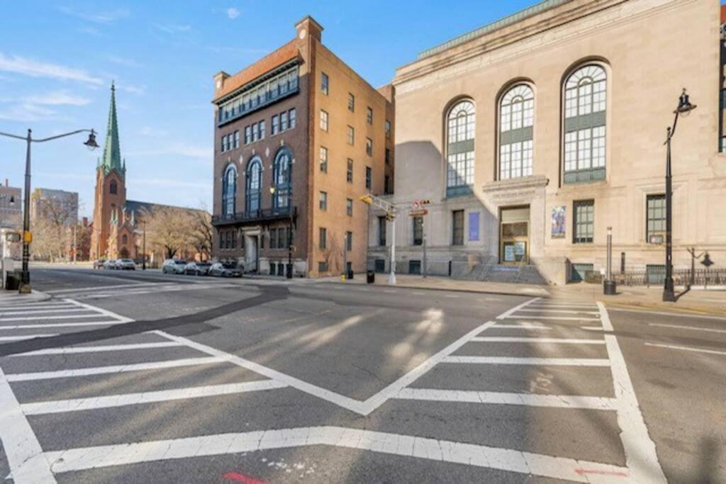 Entire Apt/2Bd 2Bth/Amer. Dream Mall/Nyc/Ewr Airpt Newark Kültér fotó