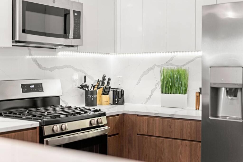 Entire Apt/2Bd 2Bth/Amer. Dream Mall/Nyc/Ewr Airpt Newark Kültér fotó