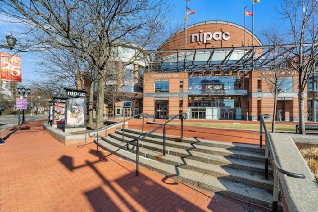 Entire Apt/2Bd 2Bth/Amer. Dream Mall/Nyc/Ewr Airpt Newark Kültér fotó